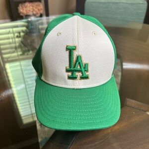 New Los Angeles Dodgers New Era White/Green Low Profile 59FIFTY Fitted Hat 7 1/4